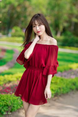 泰坦尼克号杰克画露丝全身